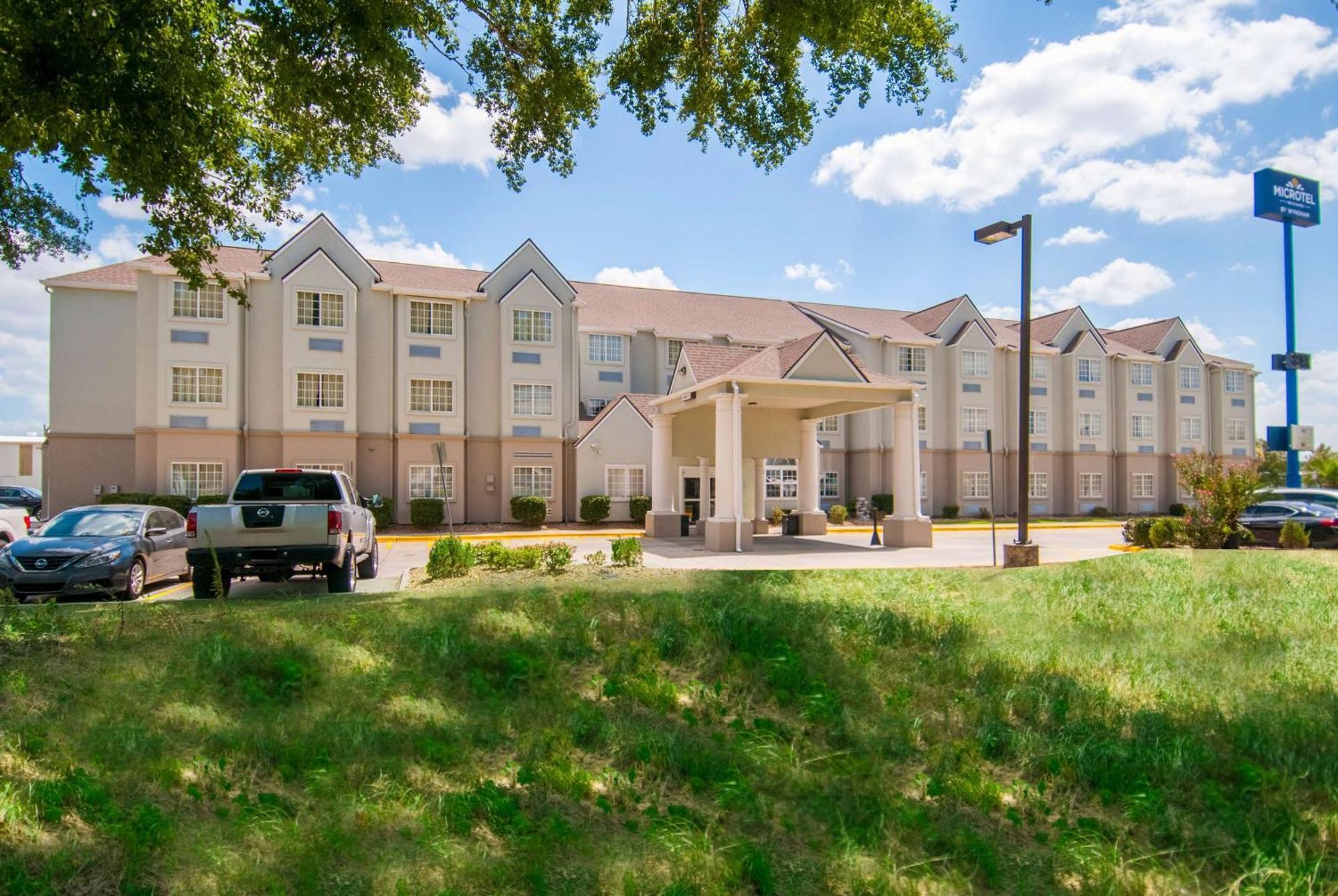 Microtel Inn&Suites Lafayette Exterior foto